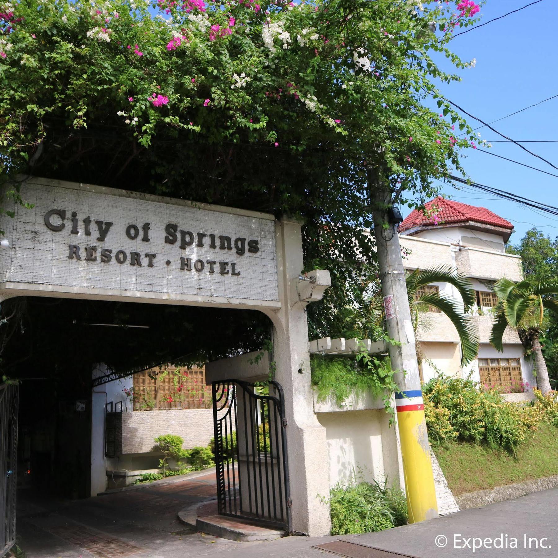 City Of Springs Hotel Los Banos  Exterior photo